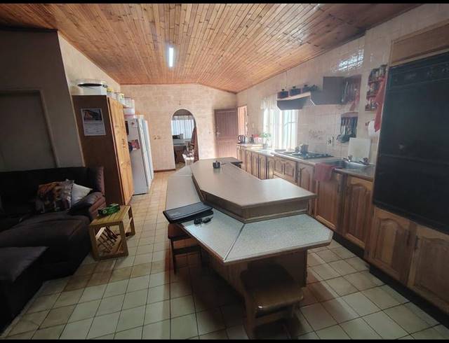 3 BEDROOM HOUSE FOR SALE IN KLIPPOORTJE